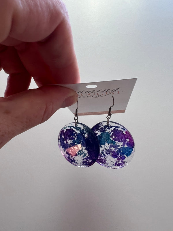 Moon Details Hanging Earrings