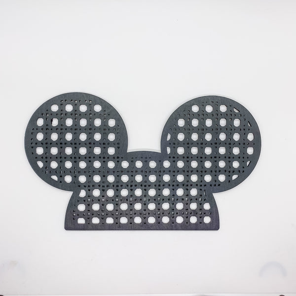 Cane Mouse Ear Shelf Sitter