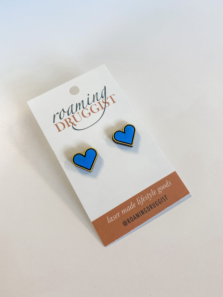 Outlined Heart Stud Earrings