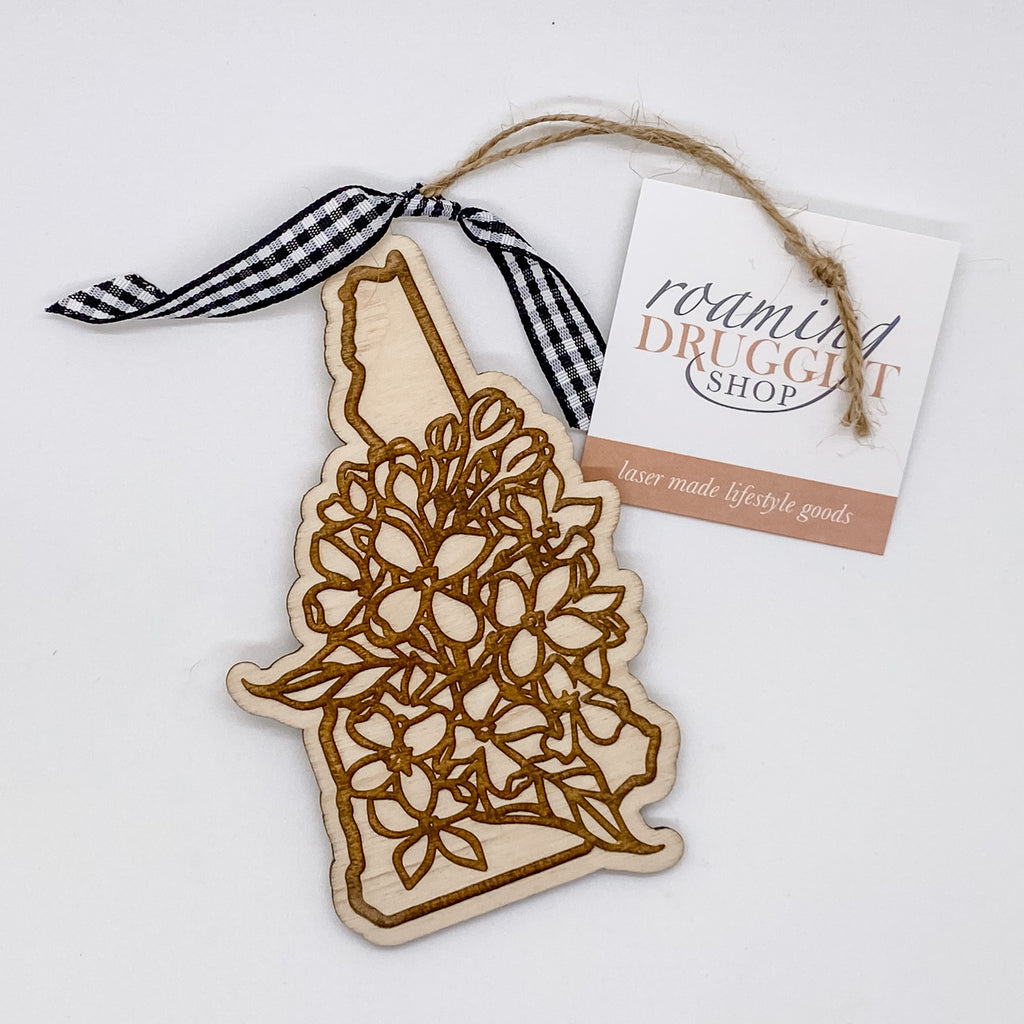 New Hampshire Lilac Ornament